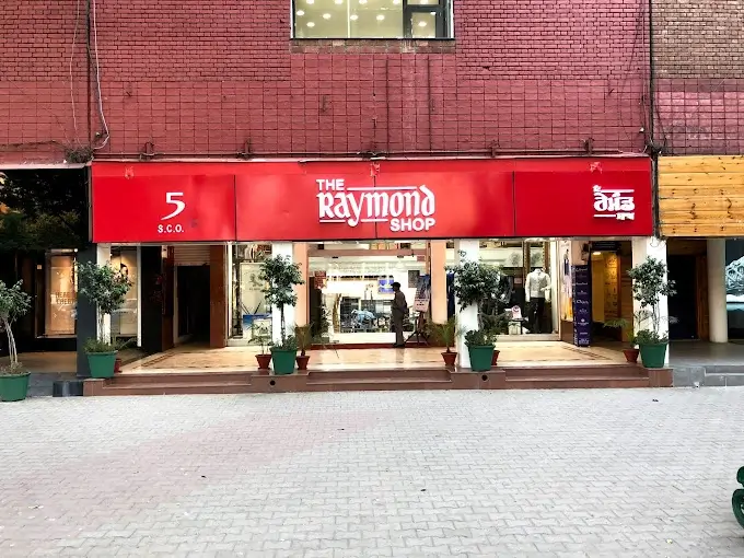 Raymonds Shop