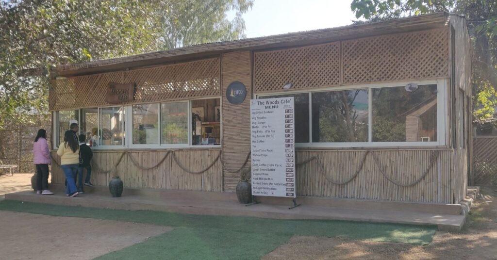 Cafeteria at chandigarh bird park